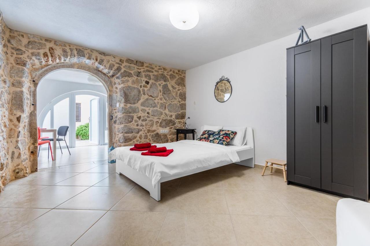Otto Apartment Punat